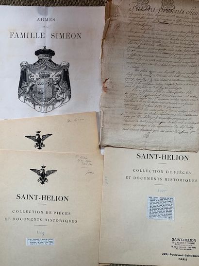 Ensemble de documents historiques provenant...