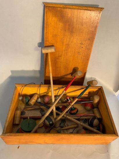 J6 Mini jeu de croquet dans un coffret en...