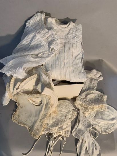 L3 Ensemble de linge d'enfant comprenant:...