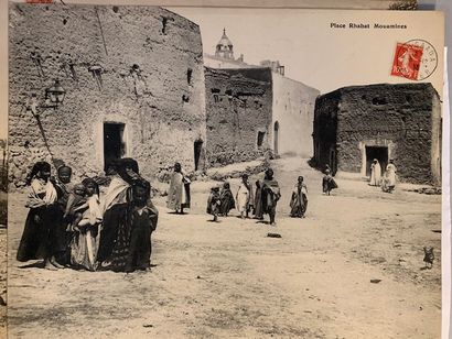 CP19 Ensemble de sept cartes postales géantes...