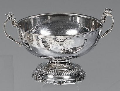 Coupe de mariage en argent (950), posant...