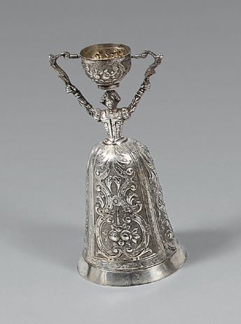 Clochette de table en argent (835), en forme...