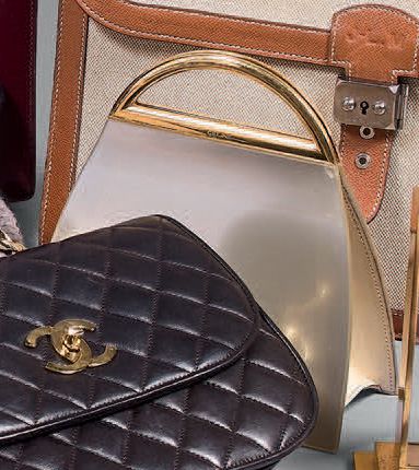 CELINE Paris

Petit sac à main en altuglas...