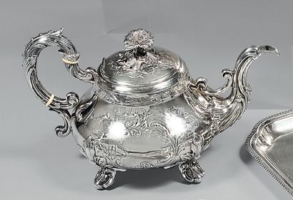 Deux théières et un sucrier en argent (950),...
