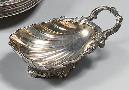 Saleron en forme de coquille en argent (950),...