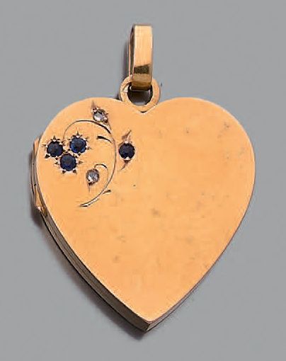 Pendentif coeur en or jaune 18K (750), ciselé...