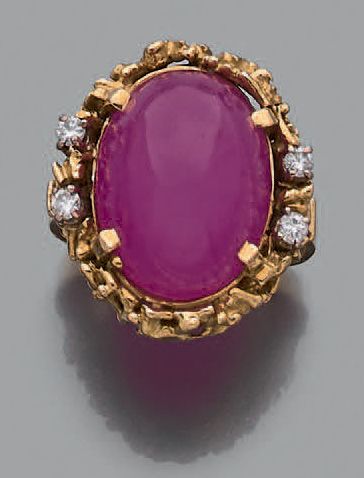 Bague en or jaune et or gris 18K (750), ornée...