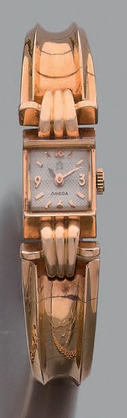 Montre bracelet de dame mécanique en or jaune...