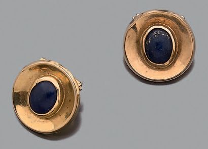 Paire de clips d'oreilles ronds en or jaune...