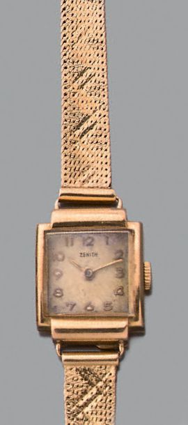 Montre bracelet de dame mécanique en or jaune...
