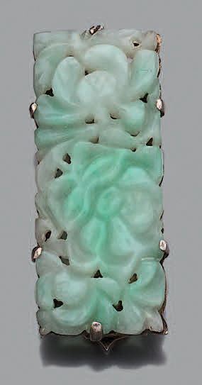 Clip en argent, orné d'une plaque rectangulaire...