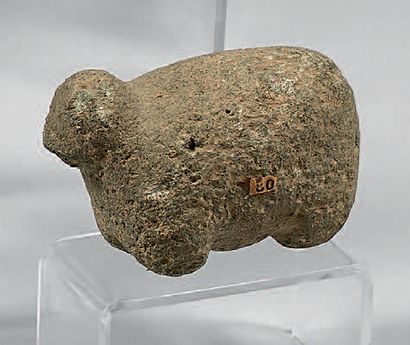 Zoomorphic statuette presenting a lama with...