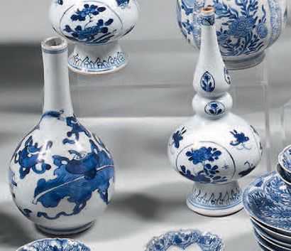 CHINE - EPOQUE KANGXI (1662 - 1722)
* Three...