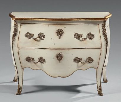 Maison MOISSONNIER
Chest of drawers, model...