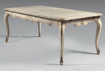 Maison MOISSONNIER
Dining table in grey lacquered...