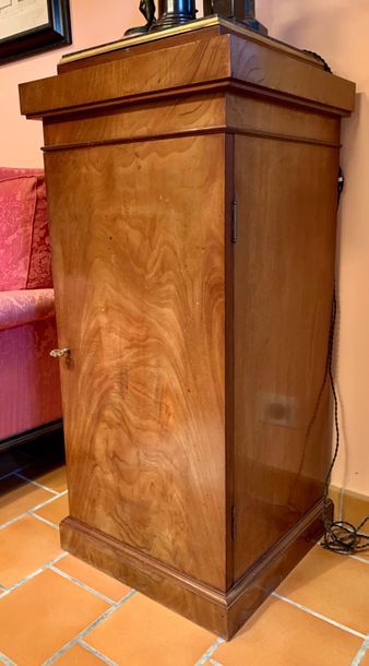 Mahogany and mahogany veneer sheathing, quadrangular...