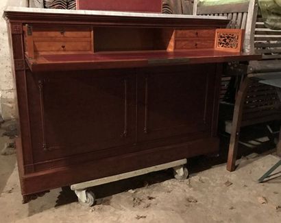 Chest of drawers in mahogany and speckled...