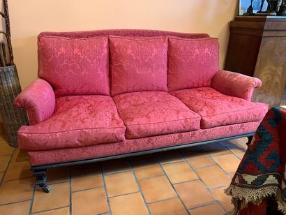 Sofa with belt and small legs in blackened...