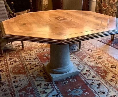 Table, the octagonal top in walnut inlaid...