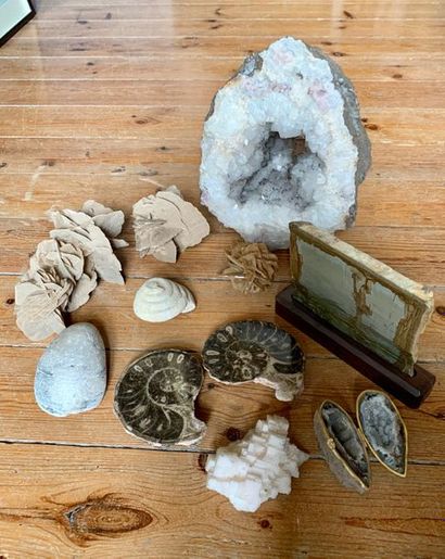 Set of minerals including a slice of quartz,...