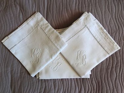 Set of four linen canvas pillowcases, numbered...