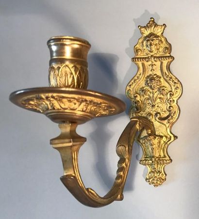 Applique de lumière en bronze doré, ciselé...