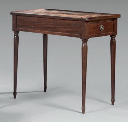 Petit bureau en acajou et placage d'acajou,...