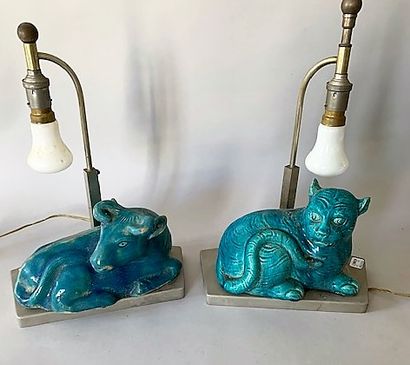 Pair of lamps, with metal frame, each decorated...