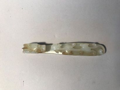 Chine, XIXème siècle.

Jade fibula carved...