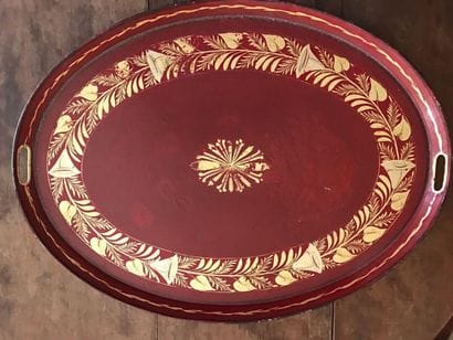Oval tray in sheet metal with gilded decoration...