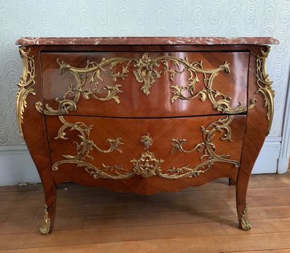 Veneer chest of drawers, curved on all sides,...
