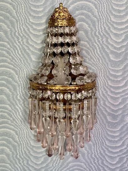 Chandelier and pair of gilt bronze wall lights,...