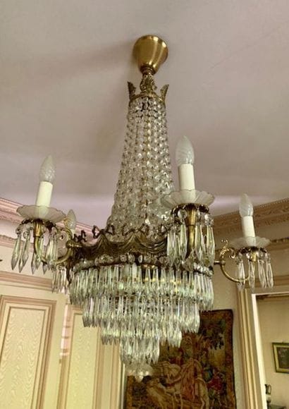 Suspension basket with crystals threading,...