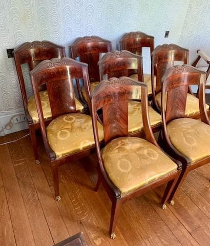 Suite of eight chairs in mahogany and mahogany...