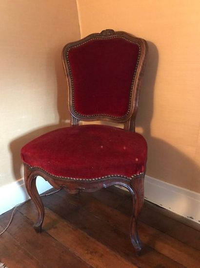 Chair with a convertible backrest in moulded...