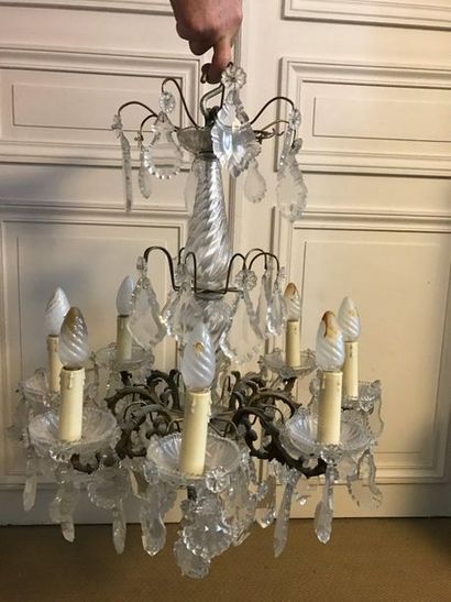 Chandelier with eight arms of light, in cast...