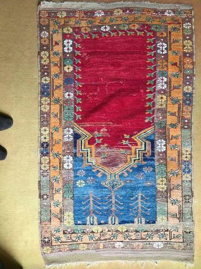 Tapis de prière en laine à fond rouge et...
