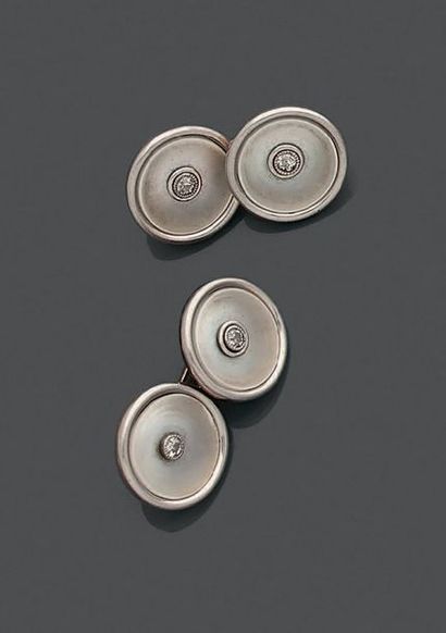 Paire de boutons de manchette en or jaune...