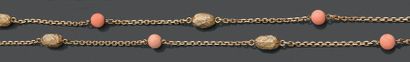 Sautoir en or jaune 18K (750), formé d'une...