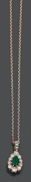 Pendentif en or jaune 18K (750), orné d'une...