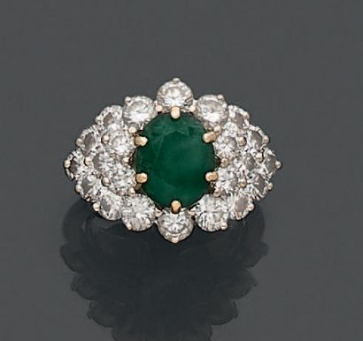 Bague à monture en or gris 18K (750) ou platine,...