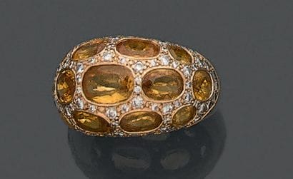 Bague à monture demi-jonc en or jaune 18K...