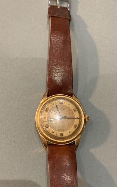 Montre d'homme en or jaune 18K (750), le...