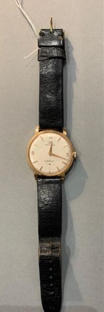 Montre d'homme en or jaune 18K (750), le...
