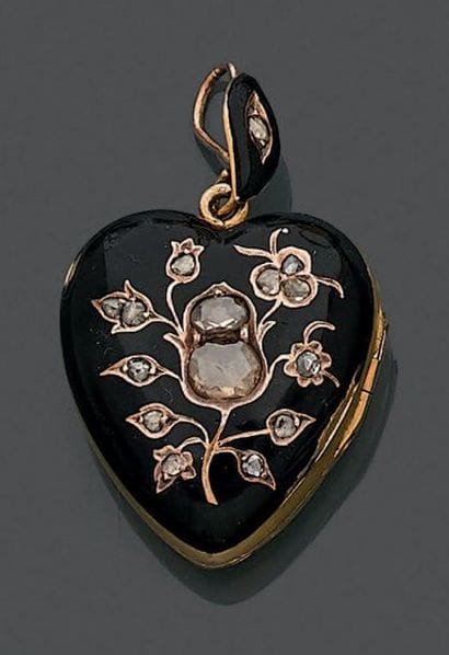 Pendentif en forme de coeur, en or jaune...