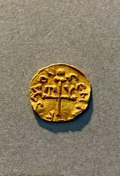 EMPIRE BYZANTIN.Trémissis d'or, avec le portrait...