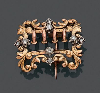 Broche en or jaune 18K (750), figurant une...