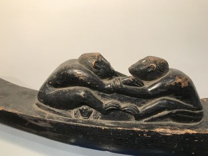Elongated scraper element decorated with...