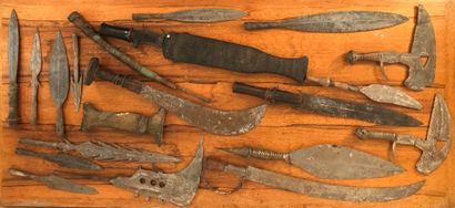 Lot of African weapons as is.
