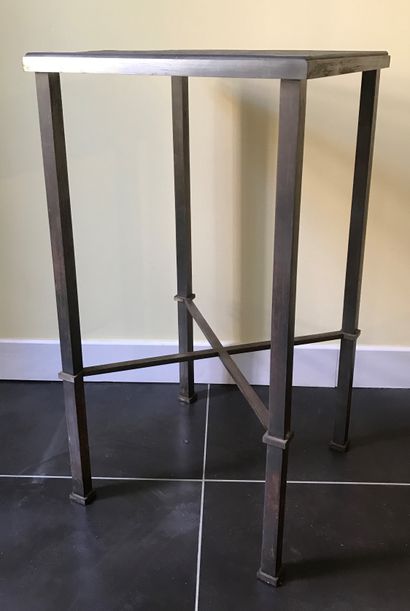 Quadrangular shaped saddle, the steel base...